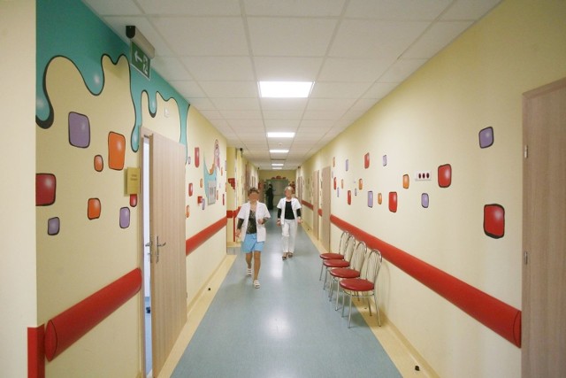 Lekarka  Centrum Pediatrii w Sosnowcu ma koronawirusa. Czy szpital zostanie zamknięty? Na razie jest kwarantanna.Zobacz kolejne zdjęcia. Przesuwaj zdjęcia w prawo - naciśnij strzałkę lub przycisk NASTĘPNE