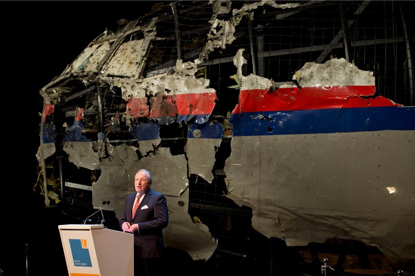 Prezentacja holenderskiego raportu w sprawie katastrofy lotu...