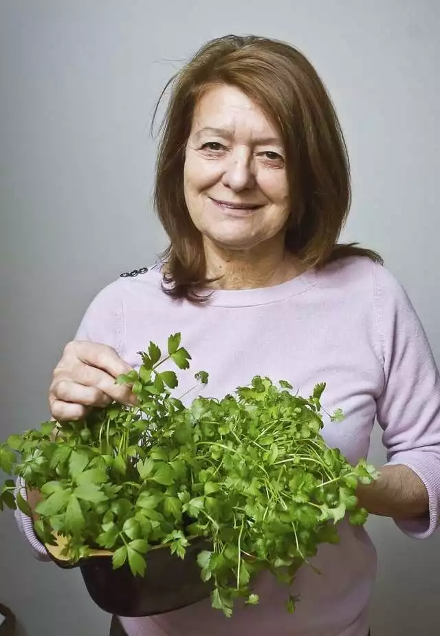 Dr Krystyna Stepczyńska-Szymczak w ramach Akademii Natury wprowadzi nas w świat dziko rosnących roślin, które mogą się znaleźć na naszych talerzach