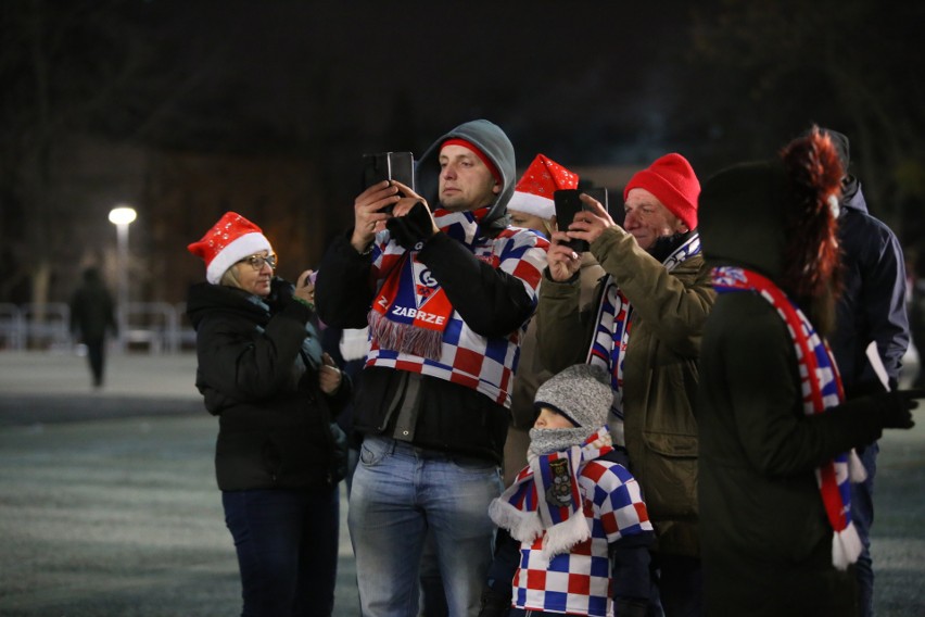 Mikołajowo-barbórkowy klimat przed meczem Górnik Zabrze -...