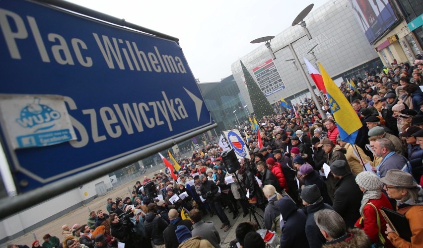 Protest na placu Szewczyka