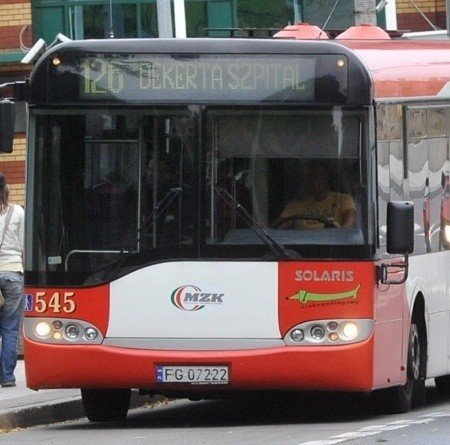 W kolizji uczestniczył autobus linii 126