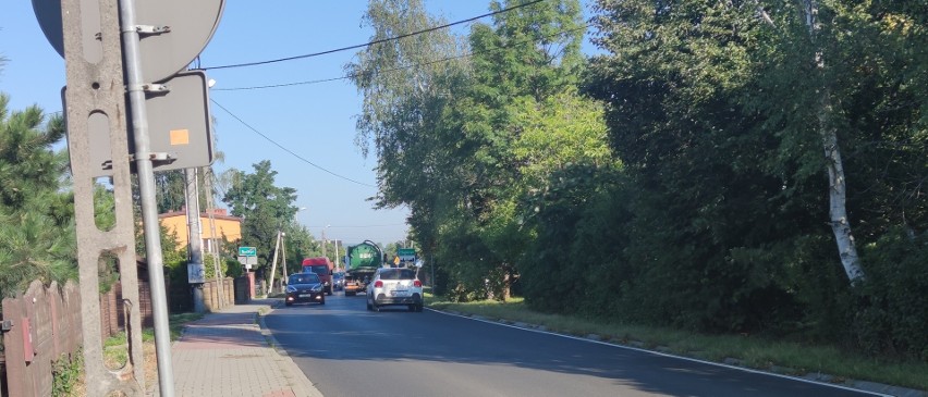 Ruch na drodze powiatowej Budzyń-Cholerzyn jest bardzo duży