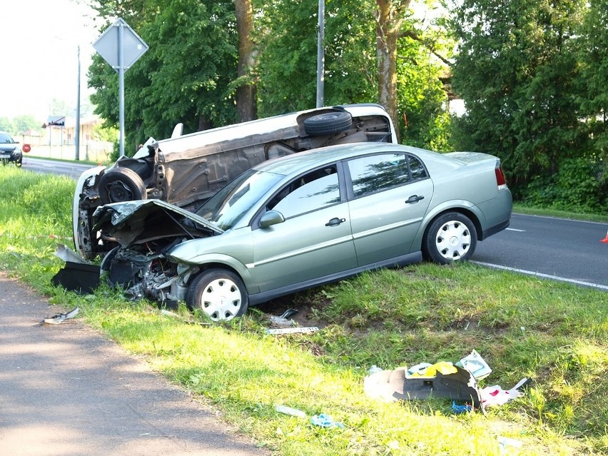 Czołowe zderzenie pod Kołobrzegiem [zdjęcia]