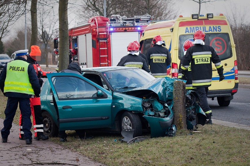 Groźna kolizja na ul. Gdańskiej w Słupsku.