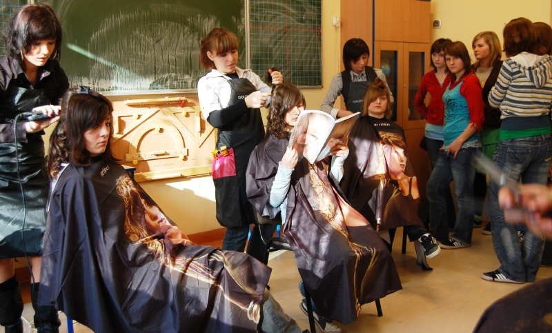 Warsztaty fryzjerskie w Czarni