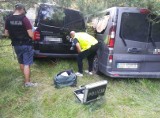 Policjanci  z Bytowa odzyskali ukradzione samochody warte ponad 300 tys. zł [ZDJĘCIA, WIDEO]