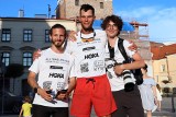 Biegnie 2500 km z Holandii do Kijowa. Charytatywny ultramaratończyk chce pomóc Ukrainie