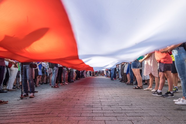 Nowa ustawa przewiduje poważne zmiany w hymnie Polski.