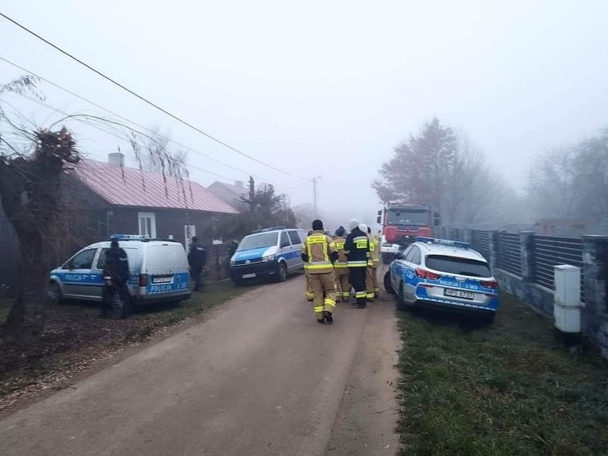 Poszukiwania kobiety w gminie Baćkowice. W akcji ponad setka policjantów i strażaków. Zobacz zdjęcia