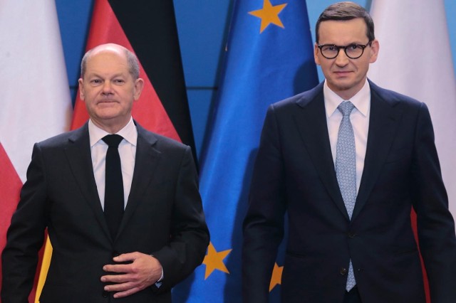 Olaf Scholz i Mateusz Morawiecki