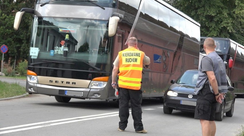 Krystian Ksobiraj od lat kieruje ruchem podczas Festivalu...