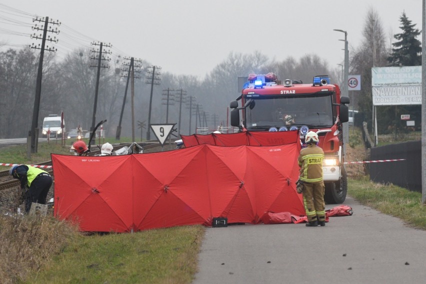 Łysomice. Śmiertelny wypadek na torach! Ruch na linii...