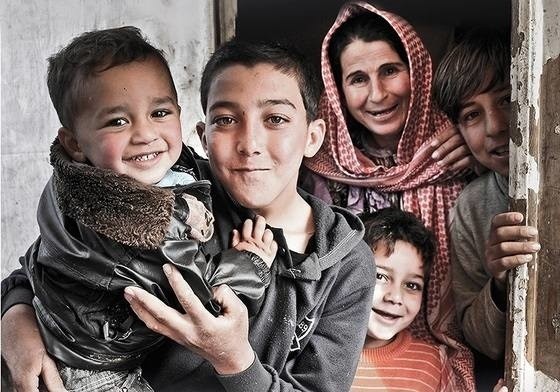 Co miesiąc idzie wsparcie dla syryjskich rodzin.