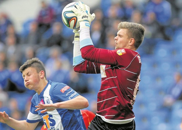 Mecz Jagiellonia Białystok - Lech Poznań online. Transmisja TV w internecie. Bramkarz Jagiellonii Bartłomiej Drągowski będzie musiał być w niedzielę bardzo czujny