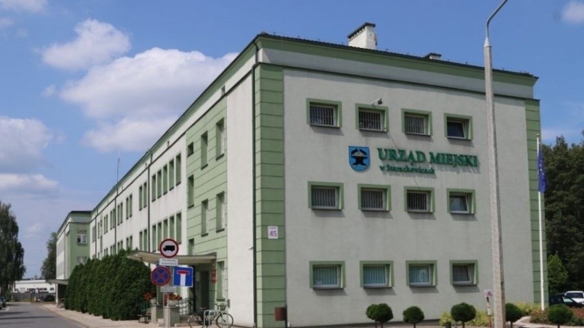 Budynek Urzędu Miejskiego w Starachowicach.