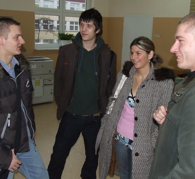 Kuba Mielczarek, Mateusz Pigłowski, Ewelina Pilcicka i Marcin Zyra studiują informatykę. Będą inżynierami.