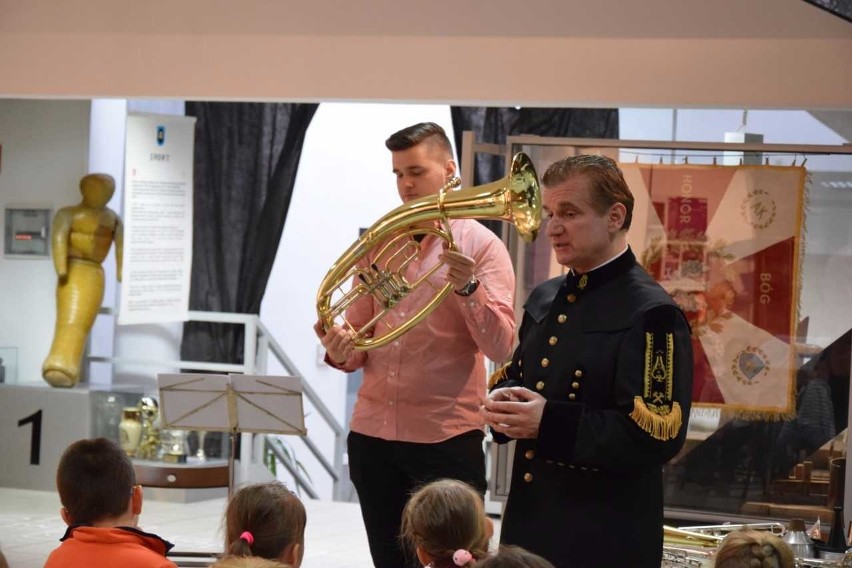 Mysłowice: lekcja muzealna z muzykami górniczej orkiestry