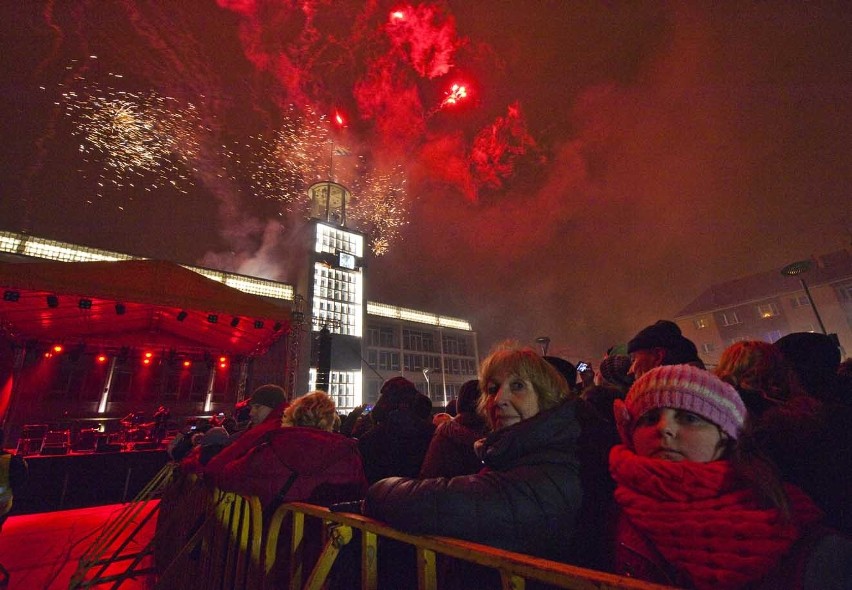 Powitanie Nowego Roku 2015 w Koszalinie na placu przed...