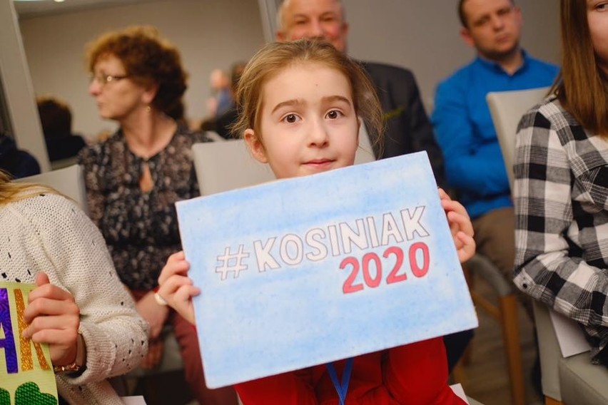 Wybory prezydenckie 2020. Władysław Kosiniak-Kamysz spotkał się z mieszkańcami Kęt [ZDJĘCIA]