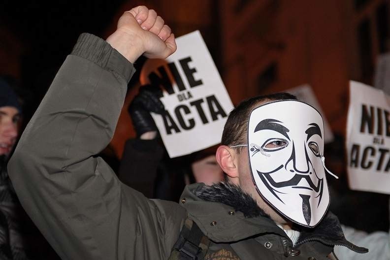 Przeciwnicy ACTA przeszli ulicami Przemyśla (zdjęcia)
