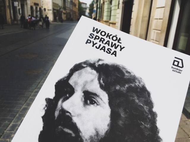 „Wokół sprawy Pyjasa” to książka krakowskiej Galerii Sztuki...