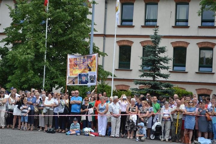 Stopień młodszego aspiranta uzyskało 112 absolwentów...