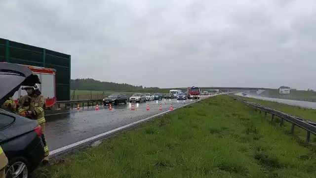 W sobotę (6 maja 2023) a autostradzie A1 w powiecie włocławskim doszło do dwóch kolizji.