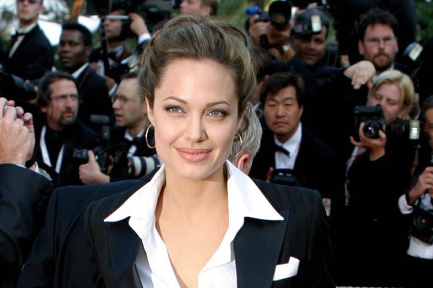 Wreszcie przyszedł rok 1997. Angeliny Jolie zagrała w filmie...