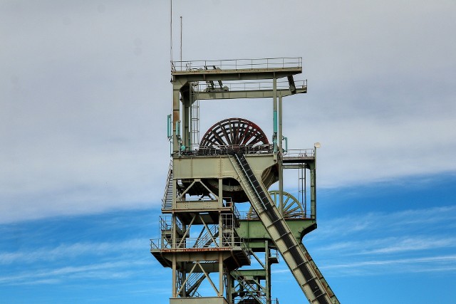 Dziewięciu górników zostało rannych w wyniku zapłonu metanu w kopalni węgla kamiennego Navaky na Słowacji. Zdjęcie ilustracyjne
