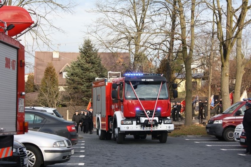Strażacy  - ochotnicy z Łącznej dostali nowy wóz gaśniczy. Tym razem oficjalnie (ZDJĘCIA)