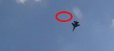 Niewiarygodne! Jest film, na którym widać coś małego przy Su-27 tuż  przed katastrofą. To ptak? Potem był czarny dym z silników