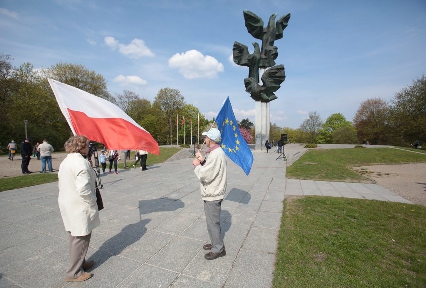 Szczecińska lewica obchodziła Święto Pracy [zdjęcia]