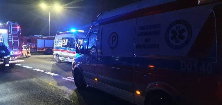Wypadek na drodze krajowej nr 8 w Wierzbicach 15.11.2021