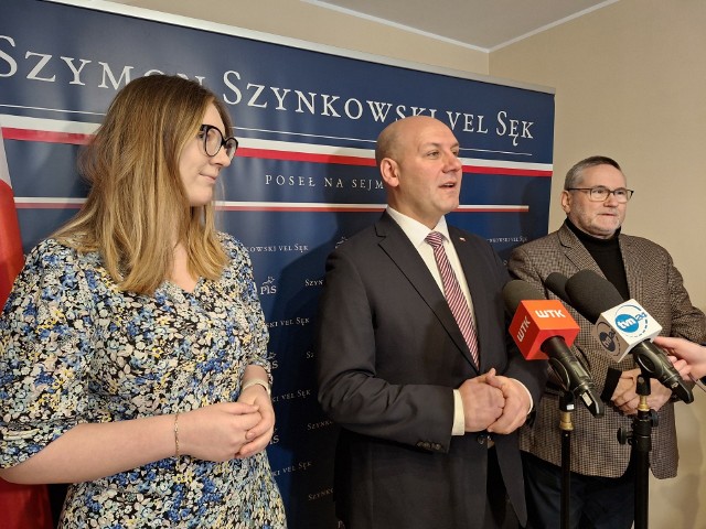 Natalia Janikowska, Szymon Szynkowski vel Sęk i Przemysław Aleksandrowicz podsumowywali wspólnie działania ministra Szłapki.