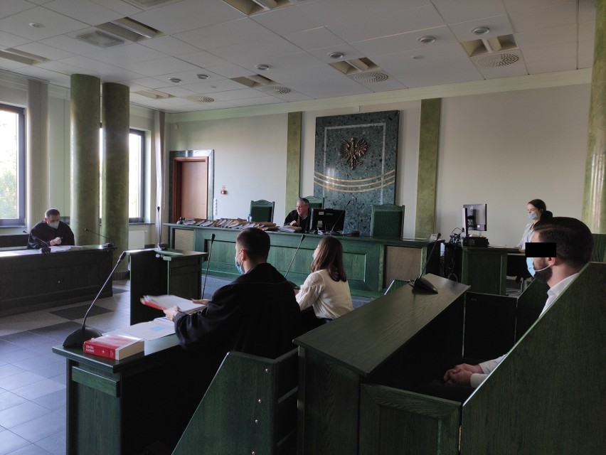 Napad na właściciela białostockiego kantoru na Nowym Mieście. Trwa proces. Sąd chce przesłuchać biegłego medyka sądowego