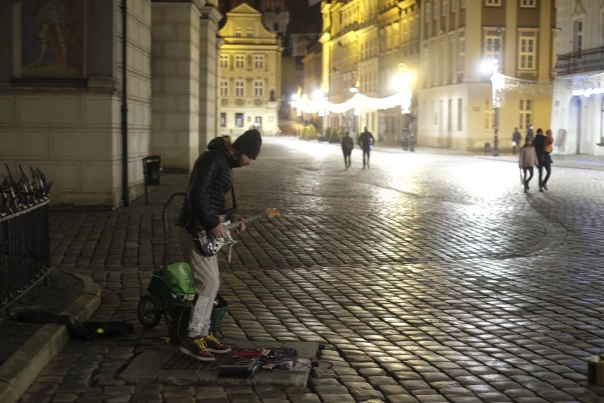 - W takich warunkach powrót do całkowitej normalności...