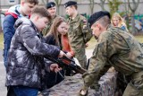 Armia szuka nowych żołnierzy - również w Kujawsko-Pomorskiem. 4560 zł dla chętnych