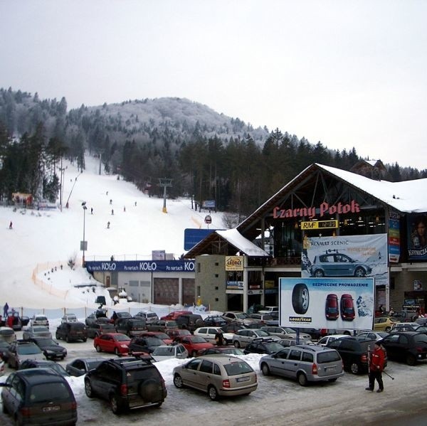 Nartostrady stacji narciarskiej &#8222;Jaworzyna Krynicka&#8221; liczą w sumie 7,3 kilometra. Najdłuższa ma 2,6 kilometra, a największe średnie nachylenie stoku wynosi 32 procent.
