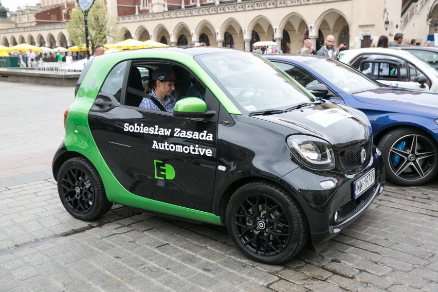 Rajd samochodów elektrycznych z Krakowa do Zakopanego