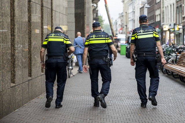 Holenderska policja, zdjęcie ilustrowane