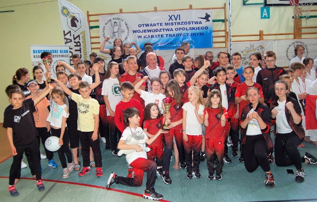 Karatecy LCL-KK NIDAN Zielona Góra zdobyli w Głuchołazach 40 medali.