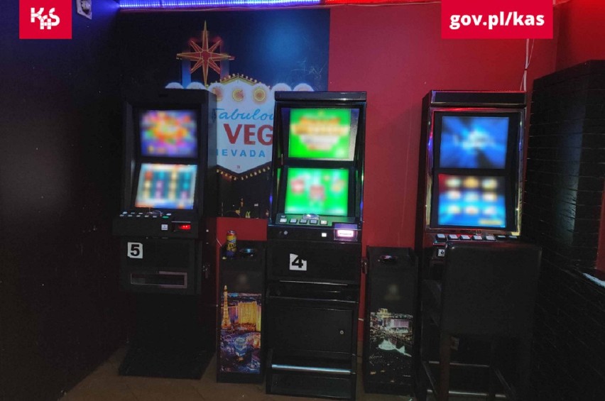Najwięcej nielegalnych maszyn hazardowych znaleziono w...