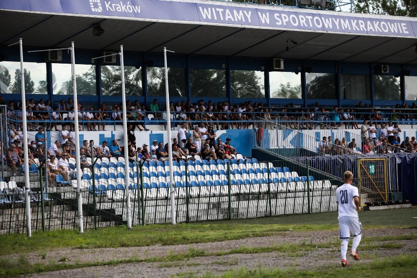 Hutnik Kraków. Kibice na meczu juniorów beniaminka CLJ z Legią Warszawa [ZDJĘCIA]