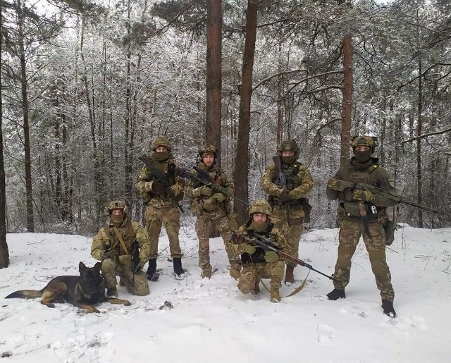 Na Ukrainie trwają przygotowania do zimy, która w obliczu rosyjskich ataków może być wyjątkowo ciężka.