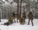 Ukraina. Jak wyglądają przygotowania do zimy w obliczu rosyjskich ataków? Powstają ogrzewalnie i punkty pomocy 