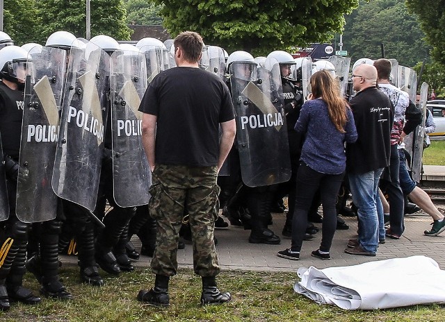 Podczas Trójmiejskiego Marszu Równości w Gdańsku doszło do zamieszek, w których wzięli udział kontrmanifestanci