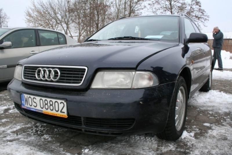 Audi A4, 1998 r., 1,9 TDI, ABS, centralny zamek, elektryczne...