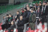 GKS Tychy - Arka Gdynia ZDJĘCIA KIBICÓW Smutek tyskich fanów. Zobaczyli porażkę swojej drużyny, choć Konrad Jałocha obronił karnego