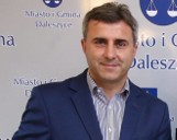 Oświadczenie majątkowe burmistrza Daleszyc, Dariusza Meresińskiego. Zobacz ile zarabia, jaki ma samochód
